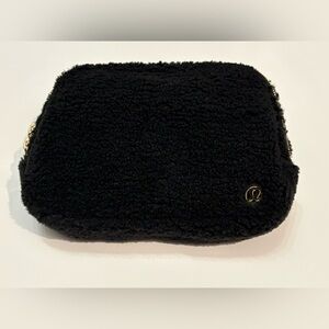 lululemon athletica Everywhere Belt Bag Large *fleece